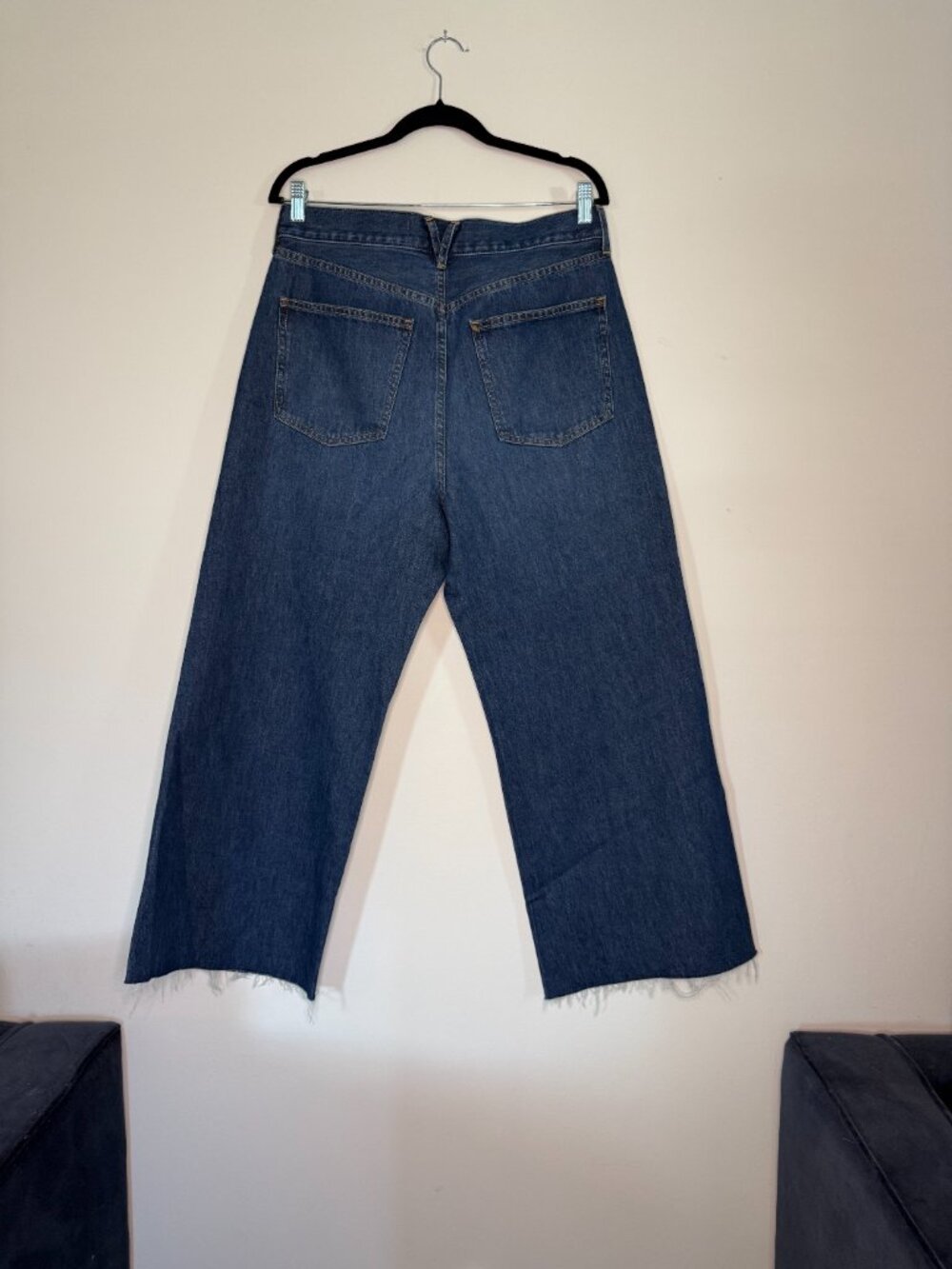 Veronica Beard Taylor high-rise crop jeans, size 31, medium wash - Picture 3 of 6